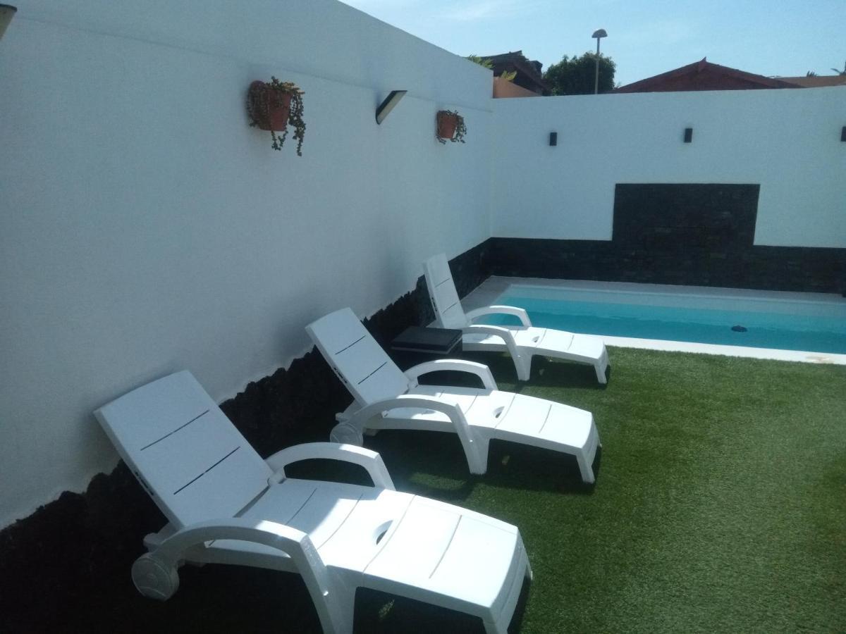 Sunny Paradise, Heater Pool Corralejo Exterior foto
